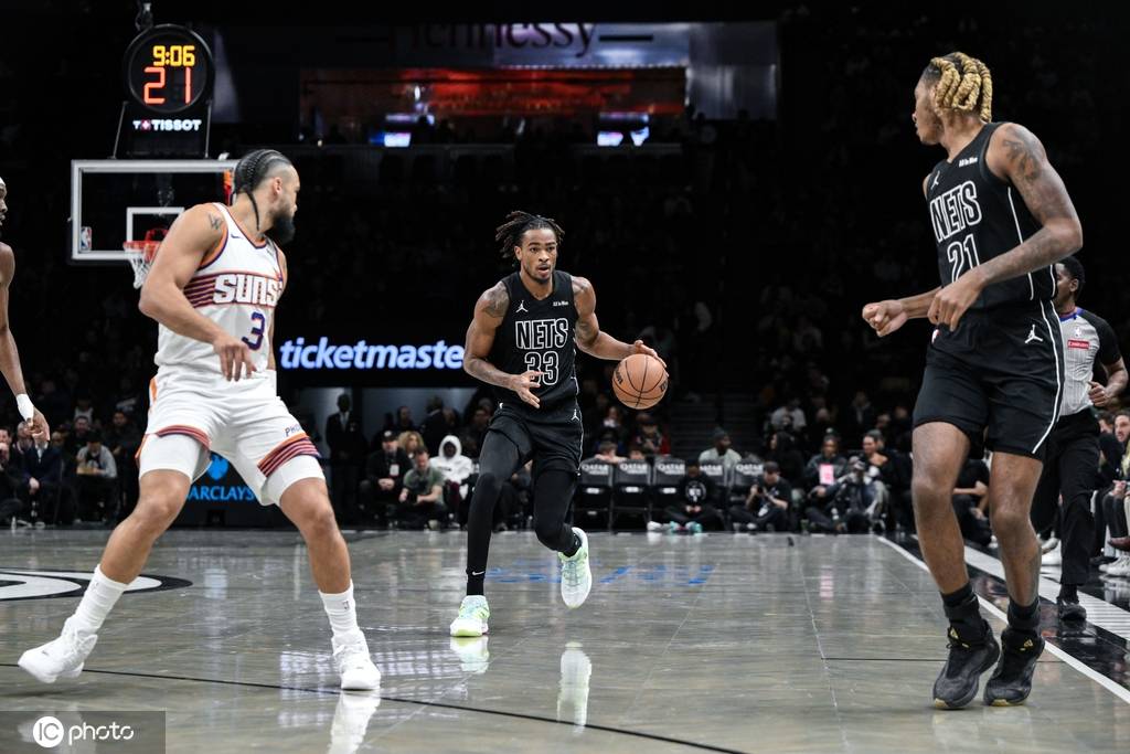 曝湖人有意克拉克斯顿 但也可能追小波特